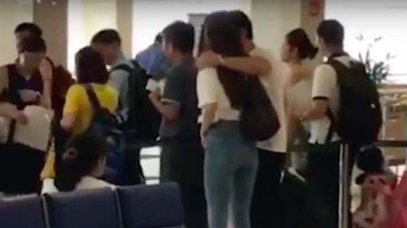 vay mac nhu khong cua ha ho trong mv moi