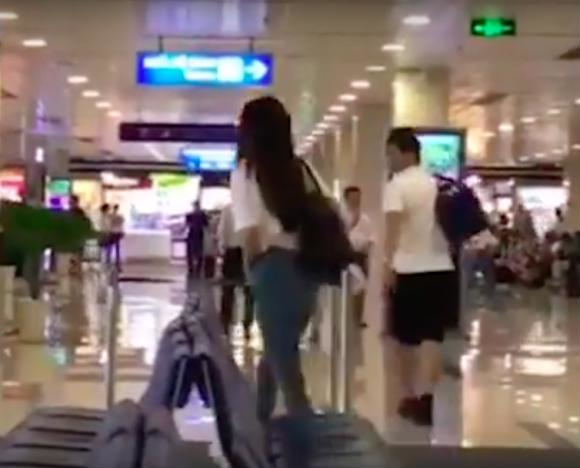 Lộ clip Hà Hồ và Kim Lý tình tứ hết cỡ tại sân bay sau tin đồn rạn nứt lo clip ha ho va kim ly tinh tu het co tai san bay sau tin don ran nut