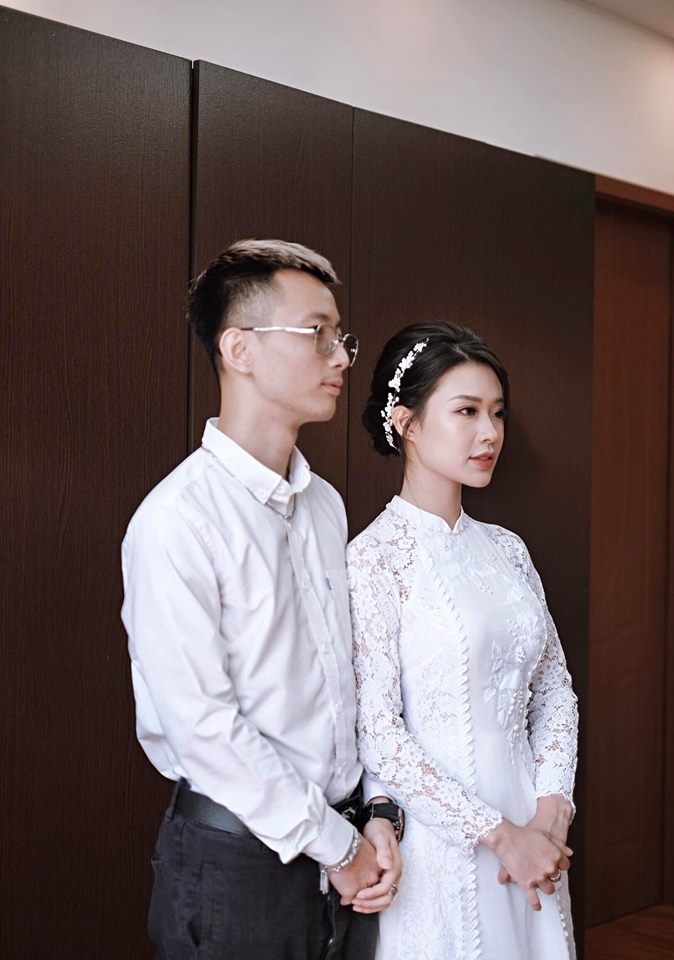 rhymastic bat ngo to chuc le dam ngo voi ban gai xinh dep