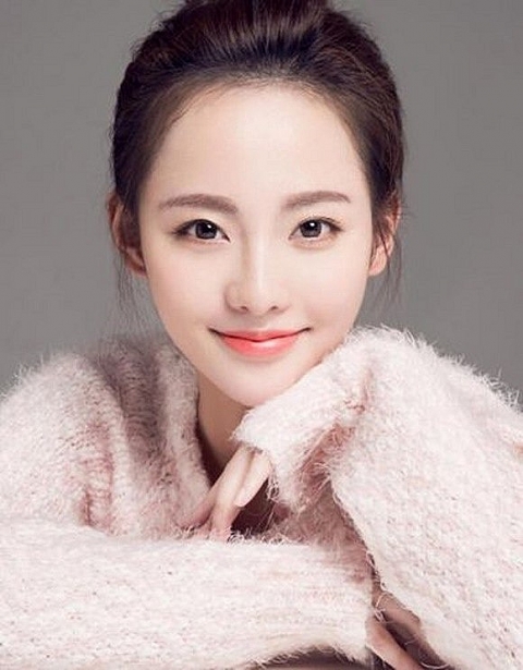 So sánh nhan sắc thật của dàn cung tần mỹ nữ trong phim 'Diên Hi công lược' so sanh nhan sac that cua dan cung tan my nu trong phim dien hi cong luoc