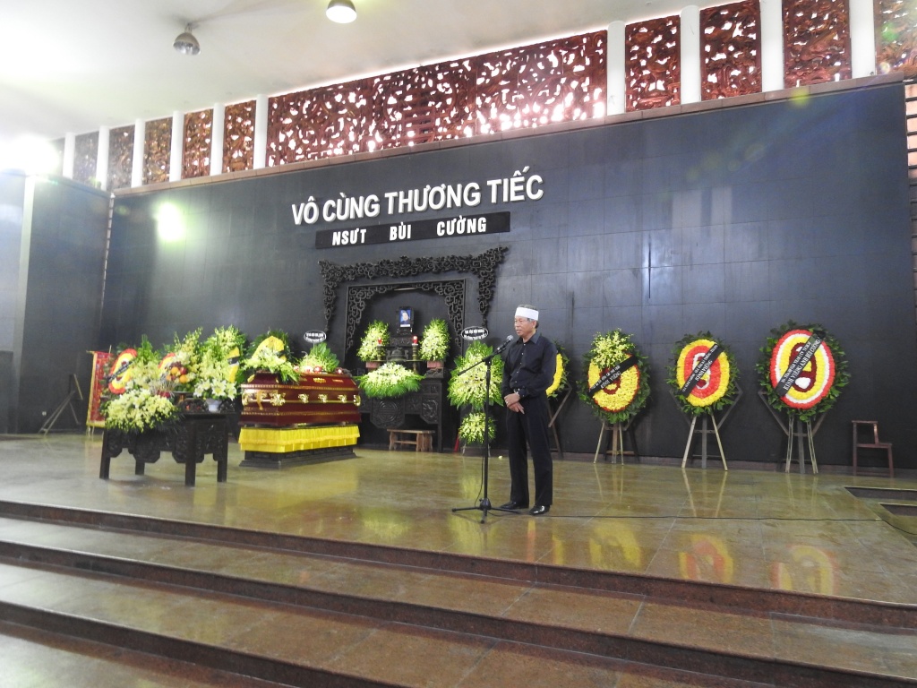'Thị Nở' Đức Lưu cùng nhiều sao Việt khóc nấc tiễn đưa 'Chí Phèo' Bùi Cường về nơi an nghỉ cuối cùng thi no duc luu cung nhieu sao viet khoc nac tien dua chi pheo bui cuong ve noi an nghi cuoi cung