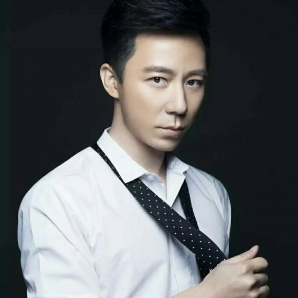dien hi cong luoc hoa ra con co dan trai dep cuc pham bi bo sot so 3 duoc nhan xet dep trai hon ca pho hang