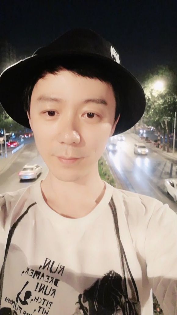 dien hi cong luoc hoa ra con co dan trai dep cuc pham bi bo sot so 3 duoc nhan xet dep trai hon ca pho hang