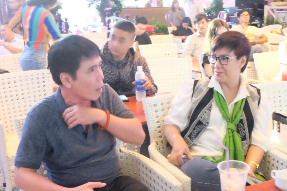 nha van nguyen quynh trang ca cuoc doi danh cho viec viet