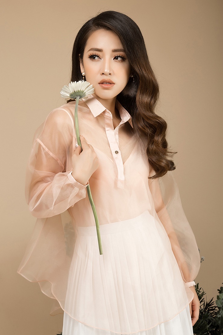 top 4 sao nu duoc menh danh la nu hoang pha hit cua showbiz viet