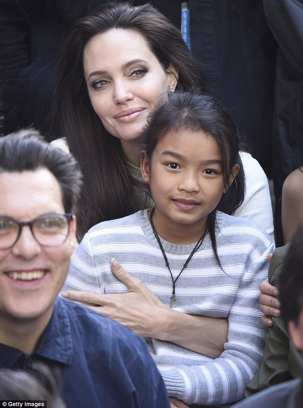 soc angelina jolie brad pitt chinh thuc tai hop
