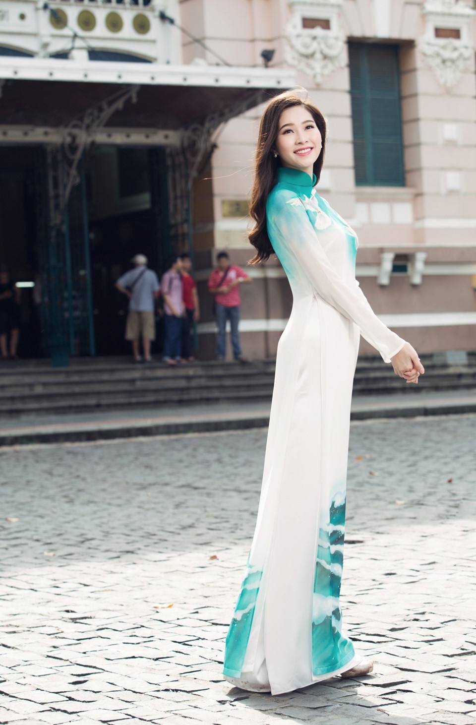 nhan sac duoc vi than tien ty ty cua thu thao sau 5 nam dang quang