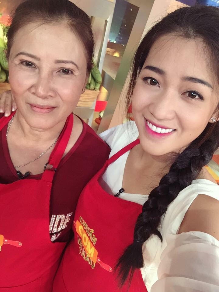 puka ba me duong nhu thuong ban trai minh con hon con gai nua