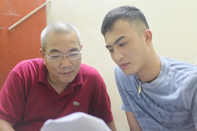 dao dien tap cuoi nguoi phan xu lan dau len tieng ve nhung tranh cai