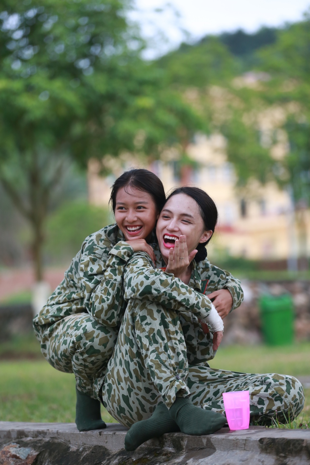 kha ngan khong the quen duo c ca m gia c cu a nhu ng nga y ha nh quan trong sao nhap ngu