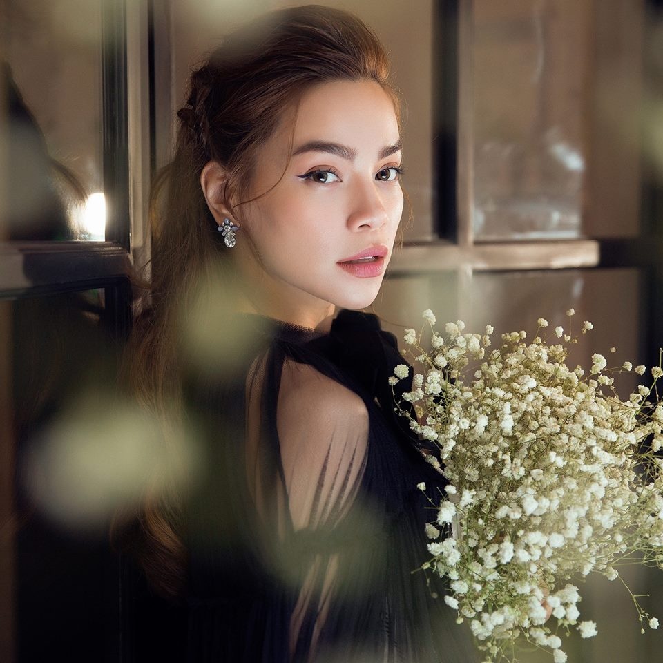 sao nu viet mang cung nhan ma nhanh tri hoa dong va ua dich chuyen