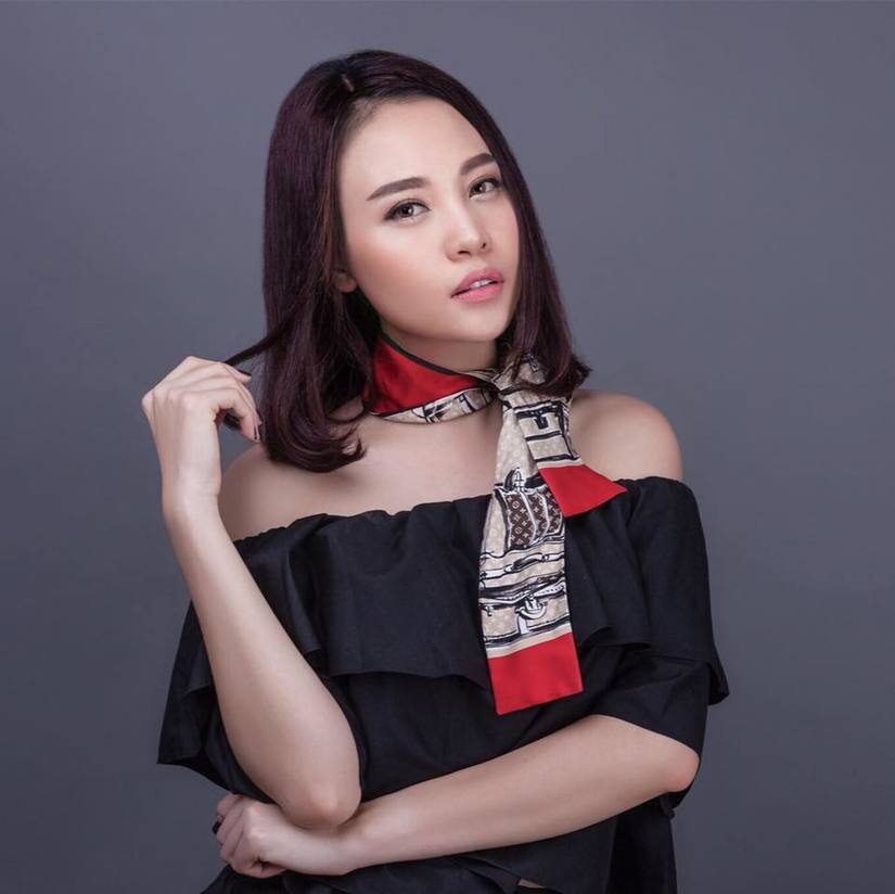 cuong do la va nhung moi tinh voi chan dai cua showbiz viet