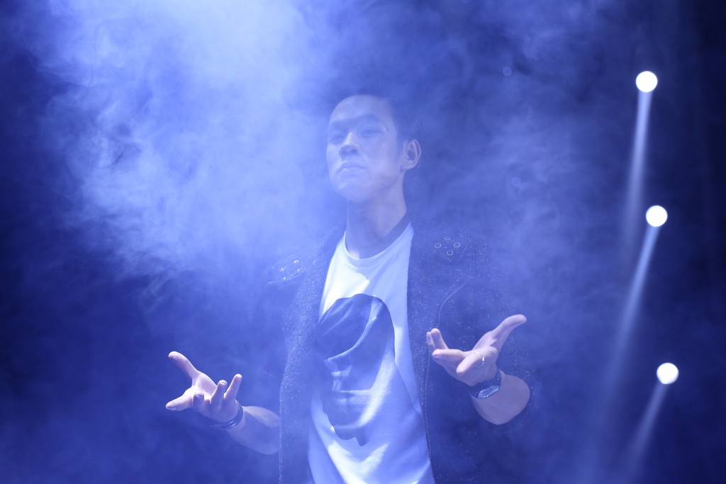 thuc linh lincoln cau hoi cua tra giang trong vi yeu ma den da hack nao minh