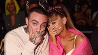 ariana grande trai long mot nam thang tram ve cuoc song va su nghiep am nhac