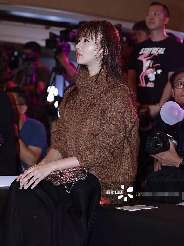 lien tuc bi dim hang khi du su kien nguy anh lac ngo can ngon lai duoc khen khi chup camera thuong