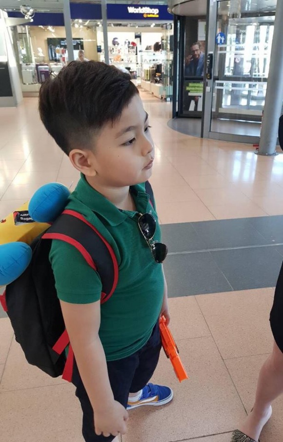 Mai Hồ xuất hiện xinh đẹp, hạnh phúc bên chồng Việt kiều sau sinh con mai ho xuat hien xinh dep hanh phuc ben chong viet kieu sau sinh con