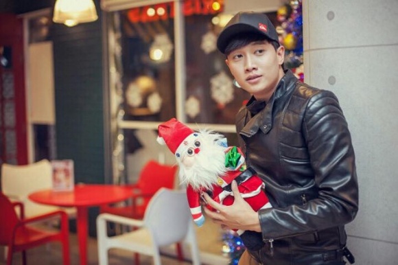 ban trai tin don cua bao anh dien trai im hoi lang tieng nhung kiem hon 12 tinam