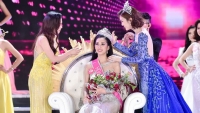 hoa hau 18 tuoi tran tieu vy ai che hoc kem toi de ngoai tai 146064