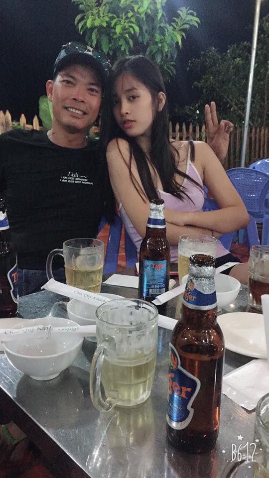 chi nho mot buc anh cu dan mang phat hien tan hoa hau viet nam 2018 tran tieu vy tung chinh sua goc con nguoi