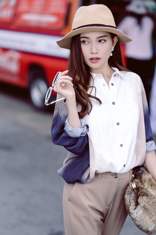 hoc lom bi kip mac ca tinh giua troi thu qua 10 set do cua si thanh