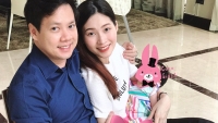 bi quyet da dep dang thon cua hoa hau dang thu thao truoc va sau khi sinh