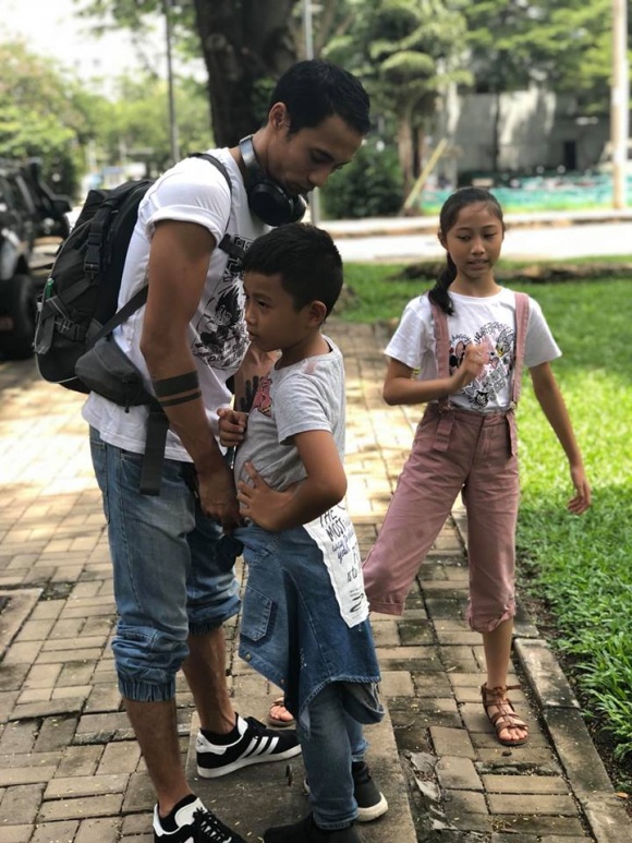khi dong nghiep no nuc di cung to nghe pham anh khoa lam le don gian tai nha
