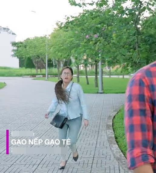 dien di dien lai 1 chiec quan qua 62 tap phim em ut gao nep gao te bi dan mang phong thanh tan tien