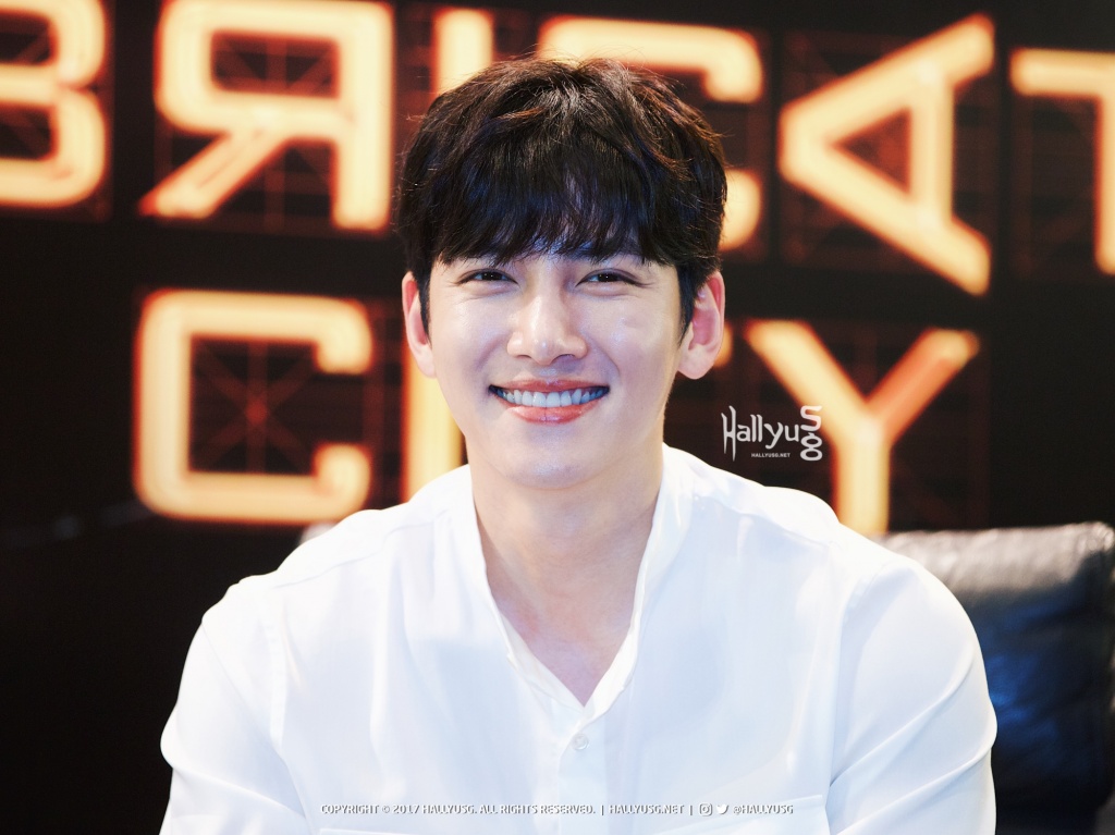 Top 5 sao nam Hallyu có thân hình lí tưởng và gương mặt không góc chết top 5 sao nam hallyu co than hinh li tuong va guong mat khong goc chet
