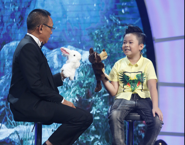 mc lai van sam bi cau be 10 tuoi phe binh vi tu duy thieu logic tren song truyen hinh