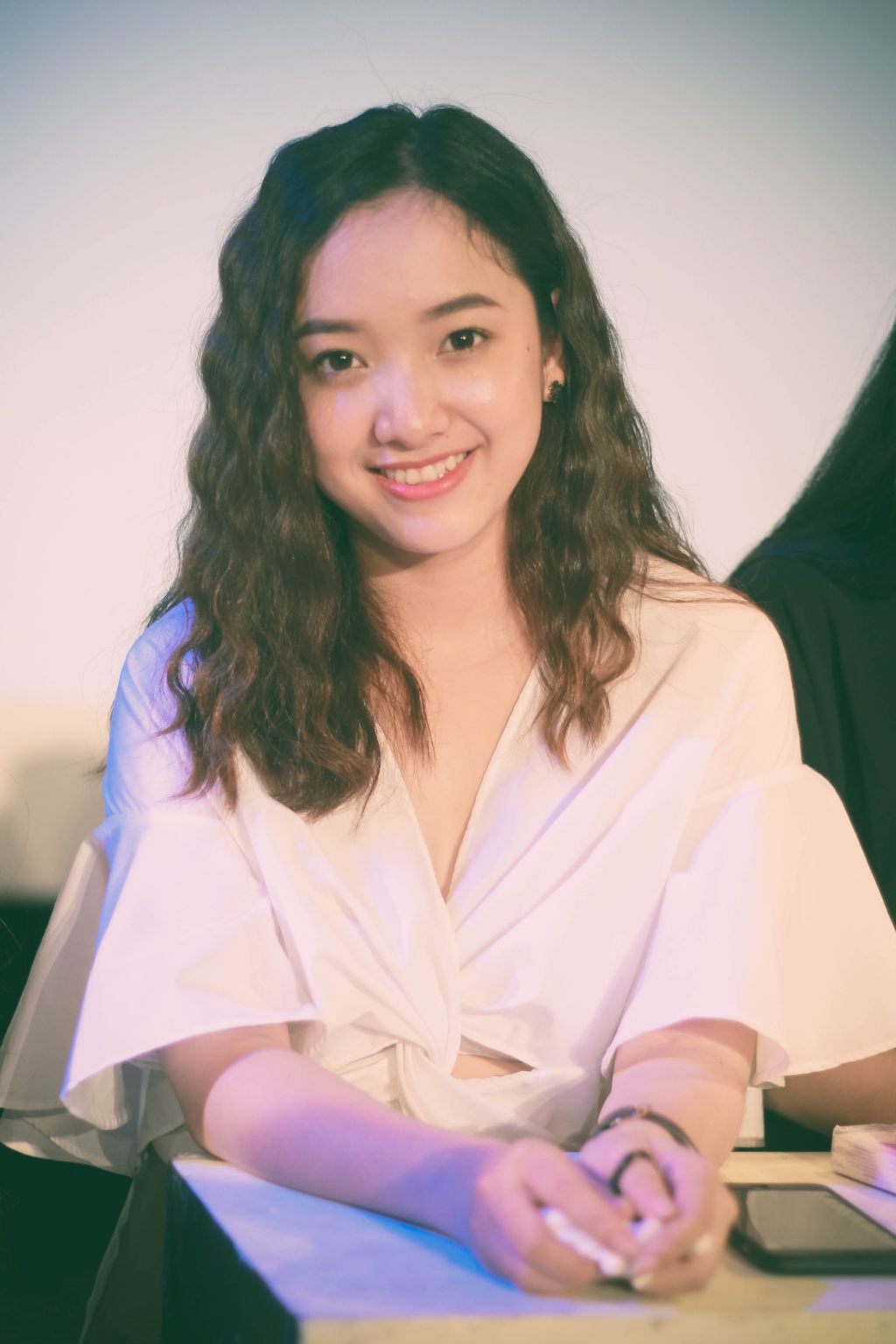 Gia Linh: ‘Không đồng ý những lời tỏ tình trong 'Vì yêu mà đến' là điều rất dễ xảy ra’ gia linh khong dong y nhung loi to tinh trong vi yeu ma den la dieu rat de xay ra