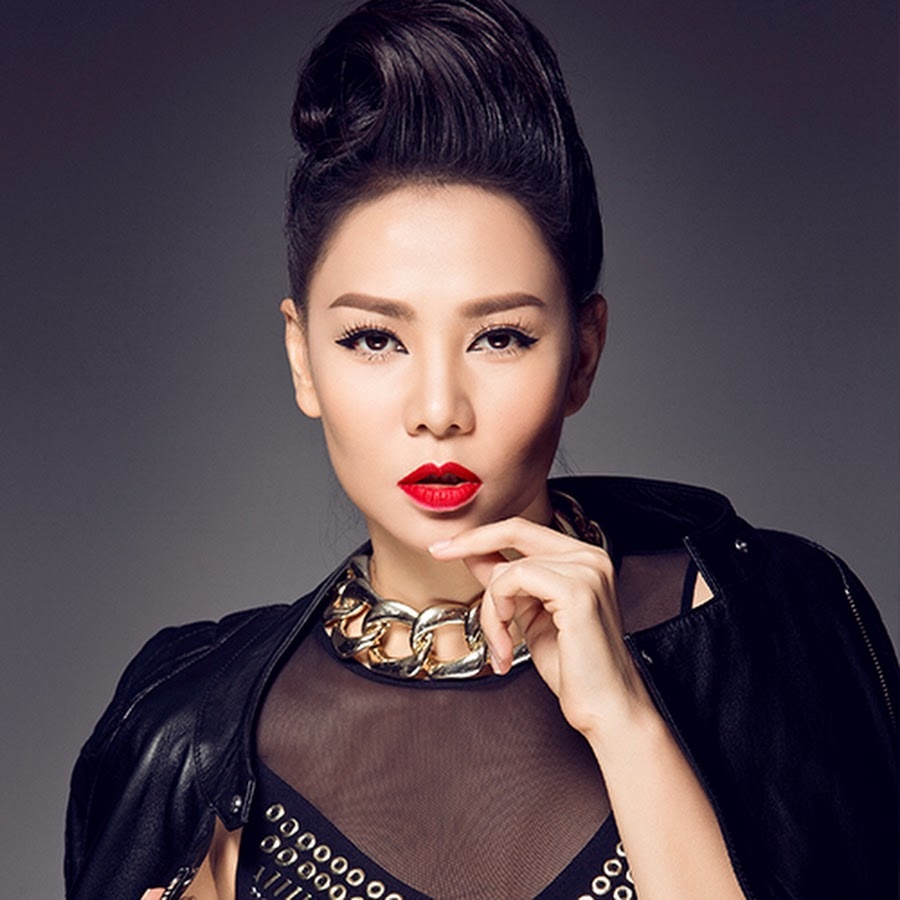 day la nhung nu ca si khong chiu an phan voi mot dong nhac