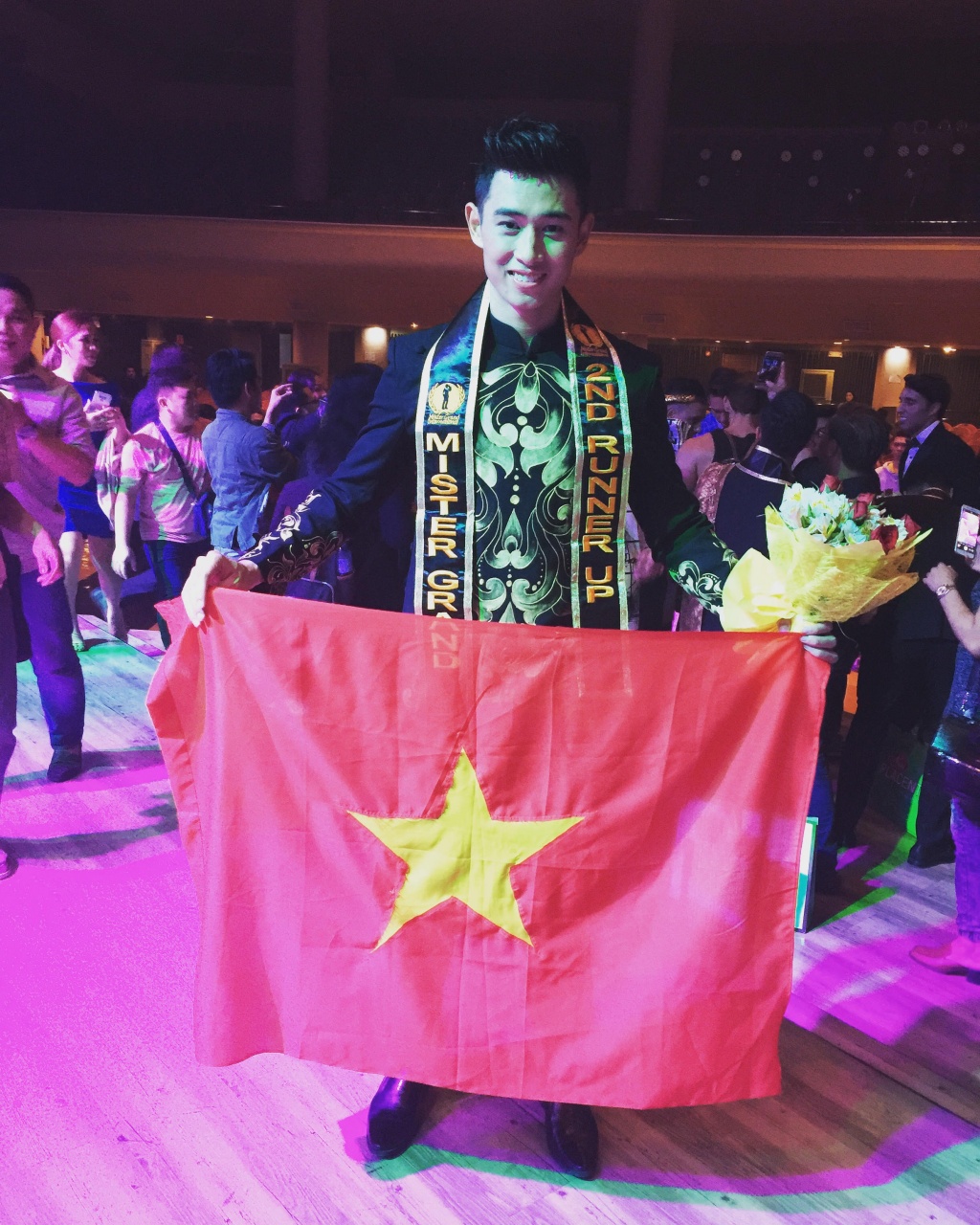 tien dat vi yeu ma den it noi vi thich quan sat doi phuong truoc khi tiep can