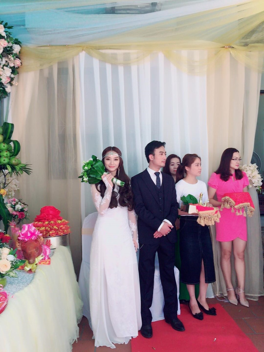 Ảnh đám hỏi của Trần Tú 'Người phán xử' và vợ đẹp ở Thái Nguyên anh dam hoi cua tran tu nguoi phan xu va vo dep o thai nguyen