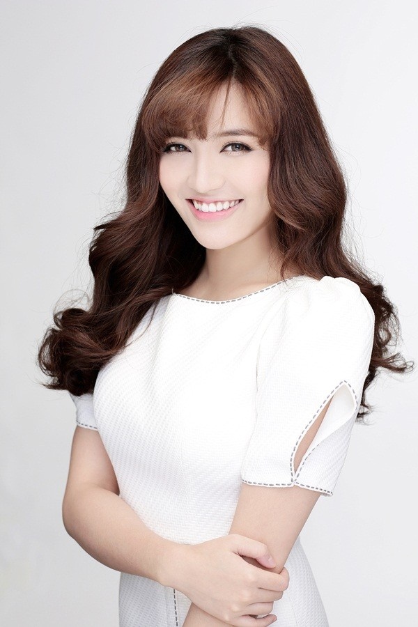 khong nhung tai nang cac ca si nay con hut fan voi do lay va chiu choi
