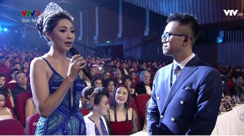 Ngân Anh đăng quang Hoa hậu Đại dương Việt Nam 2017 dù trả lời ngắc ngứ ngan anh dang quang hoa hau dai duong viet nam 2017 du tra loi ngac ngu