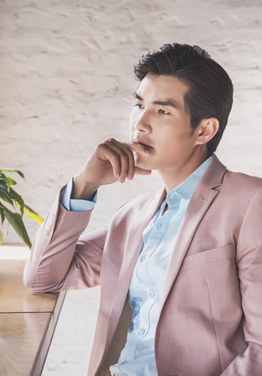 Trịnh Xuân Nhản: ‘Bất ngờ, tim đập nhanh’ khi được Thục Khanh tỏ tình trong 'Vì yêu mà đến' trinh xuan nhan bat ngo tim dap nhanh khi duoc thuc khanh to tinh trong vi yeu ma den