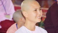 phuong thanh ngam triet li hoa roi cua phat nhan tin soc ve mi nu hoa hau viet nam bi to giat chong