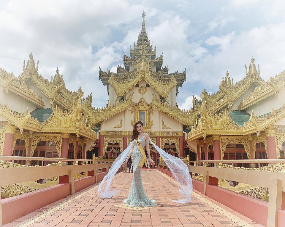 khong chi gioi thieu day khi chat bui phuong nga con tung vay xuat than tai miss grand international 2018