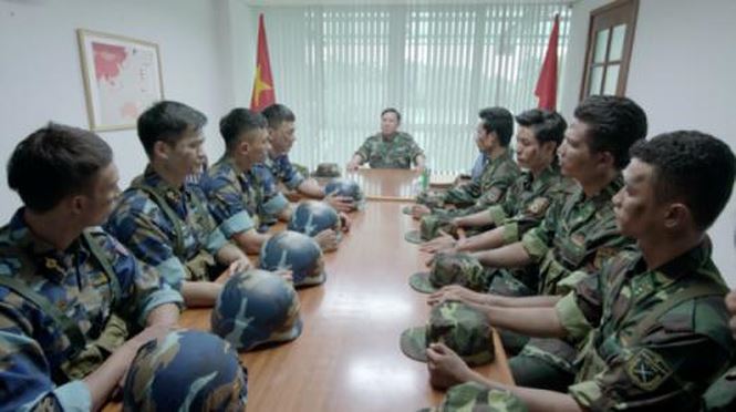 nhung canh nao o hau due mat troi khien bo quoc phong yeu cau sua