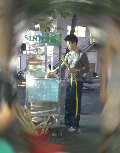 ha viet dung tu nguoi mau di ban nuoc mia den nam dien vien bi to phu bac