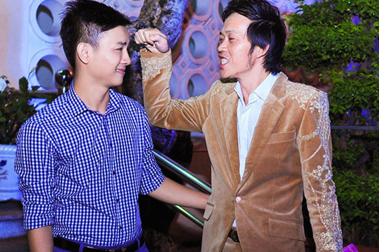 anh hoai lam than thiet ben hoai linh truoc khi bi tu mat