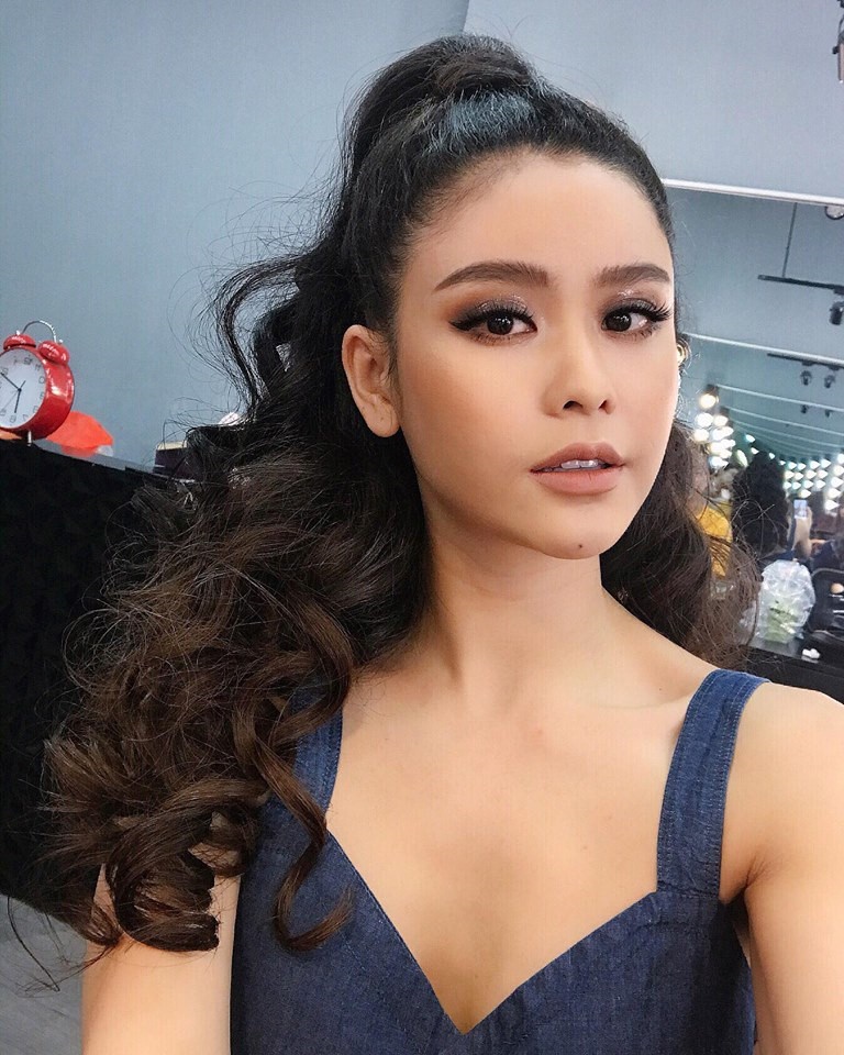 loat nguoi dep viet tung quang cao cho doanh nghiep dang bi dieu tra