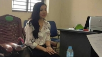 sau dang quang miss globe khanh ngan tiet lo dieu bat ngo ve bai hat my vietnam