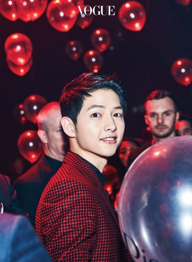 vogue han tiet lo song joong ki muon cuoi song hye kyo tu khi nao
