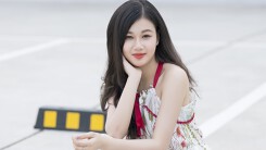 ​Ngắm Miss Teen Như Phương trưởng thành và tươi tắn chào tuổi mới