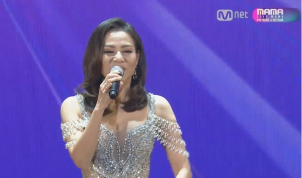 khoanh khac khien fan viet tu hao nhat tai mama 2017 thuoc ve thu minh