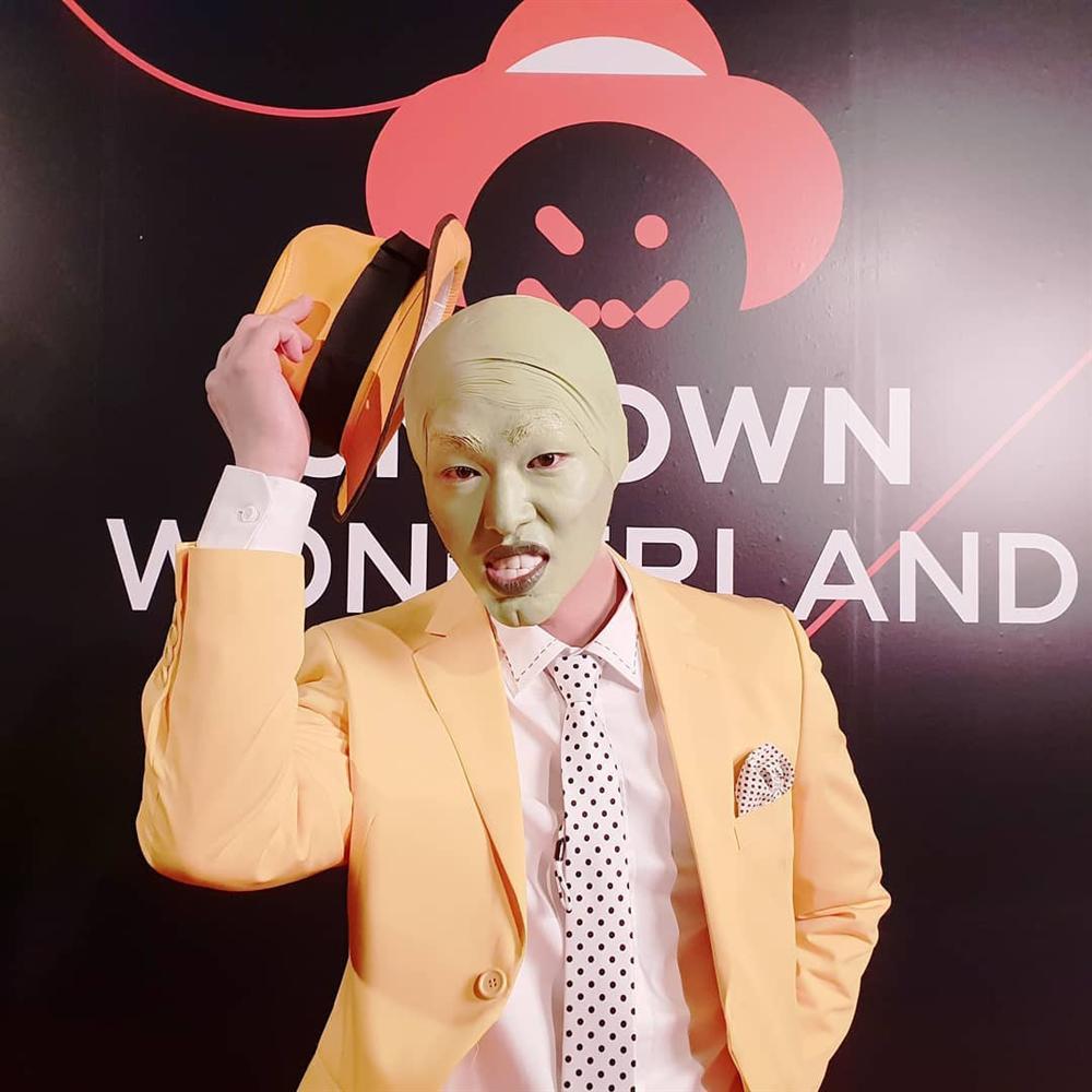 ai cung hoa trang thanh ma quy dem halloween chi rieng chi pu va tang thanh ha nguoc loi