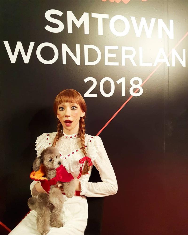 ai cung hoa trang thanh ma quy dem halloween chi rieng chi pu va tang thanh ha nguoc loi