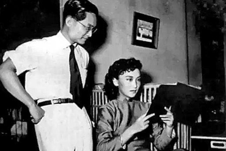 nguyen mau tieu long nu doi that cua nha van kim dung la ai