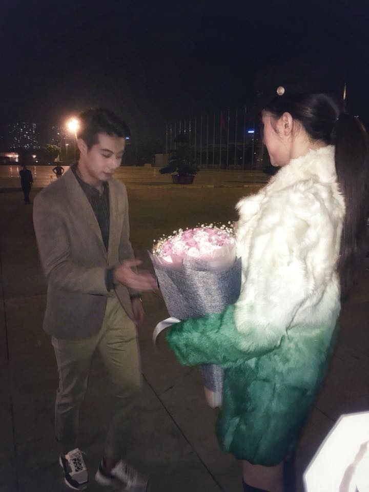 huong giang idol gay xon xao khi len tieng ban luan ve nguoi thu 3